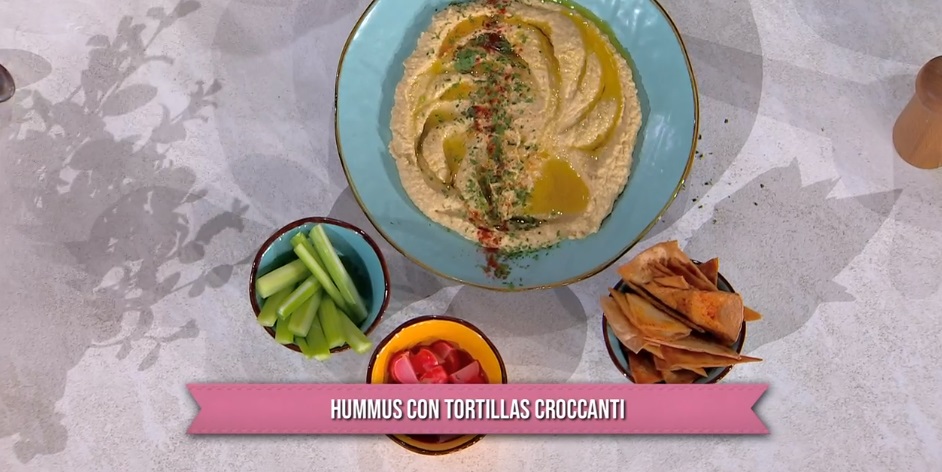hummus con tortillas croccanti di Francesca Marsetti