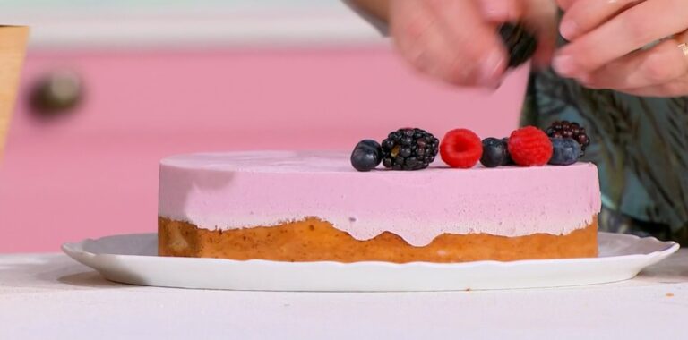 torta ai frutti rossi di Natalia Cattelani