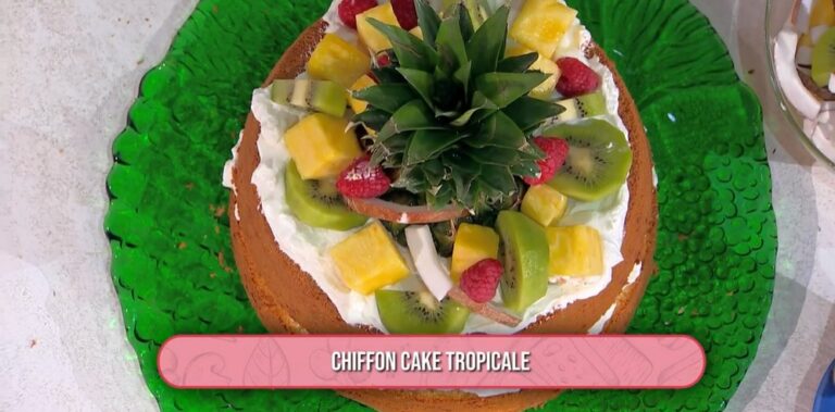 chiffon cake tropicale di Natalia Cattelani