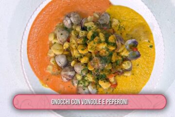 gnocchi con vongole e peperoni di Michele Farru