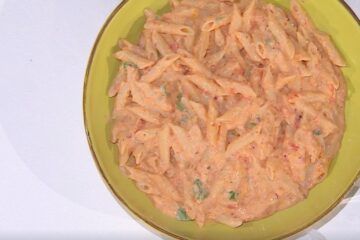 pasta con pesto alla calabrese di Sonia Peronaci