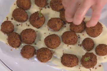 patate in terra di Enrico Croatti