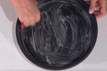 staccante per teglie di Natalia Cattelani