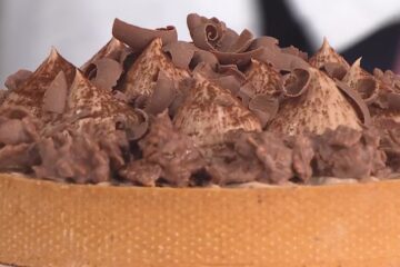 crostata pere e gianduia di Sal De Riso