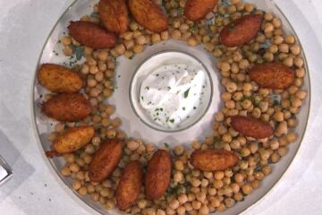 polpette di baccalà con insalata di ceci di Roberta Lamberti