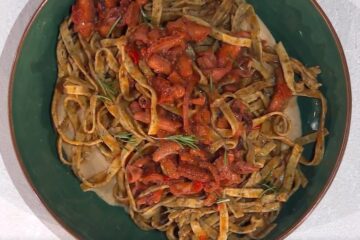 fettuccelle al sugo di moscardini di Mauro e Mattia Improta