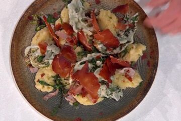 gnocchi di patate con tarassaco e speck di Cristian Bertol