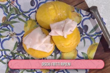 dischi fritti ripieni di gemelli Billi