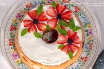 angel cake alle fragole di Natalia Cattelani