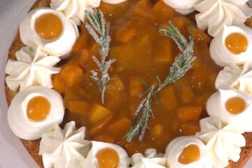 crostata alle pesche di Sal De Riso