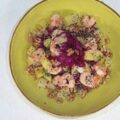 gamberi saltati con patate e cavolo viola di Francesca Marsetti