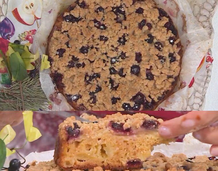torta morbida mele e mirtilli di Barbara De Nigris
